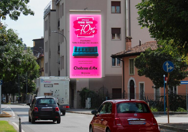 Pubblicità affissione su strada per negozi casa