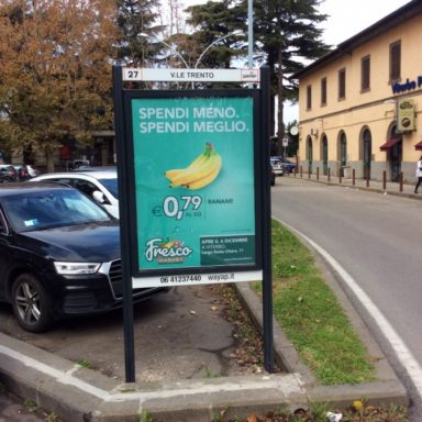 Affissione pubblicitaria Viale Trento Viterbo vicino stazione Porta Fiorentina