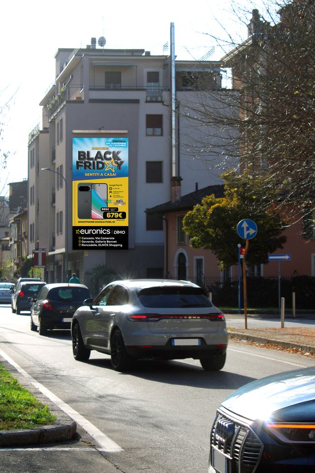 Black Friday da Euronics pubblicità digitale su ledwall a Brescia