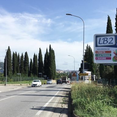 Cartelli pubblicitari Perugia sulla Strada Regionale 220 Pievaiola