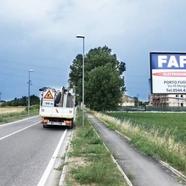 Spazio pubblicitario su strada a Ravenna