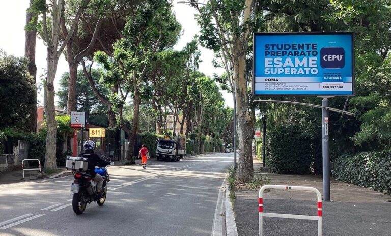 Pubblicità affissione corsi recupero anni scolastici