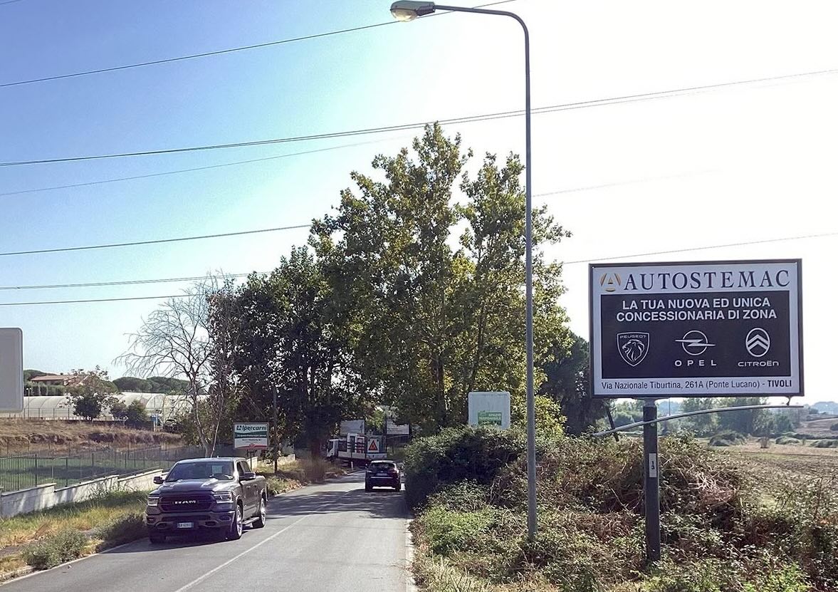 Pubblicità su strada settore automotive