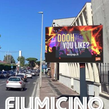 Schermo pubblicitario digitale LED su strada a Fiumicino