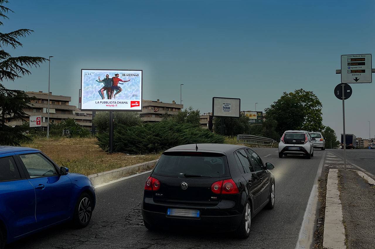 Spazio pubblicitario su schermo LED digitale a Roma Est